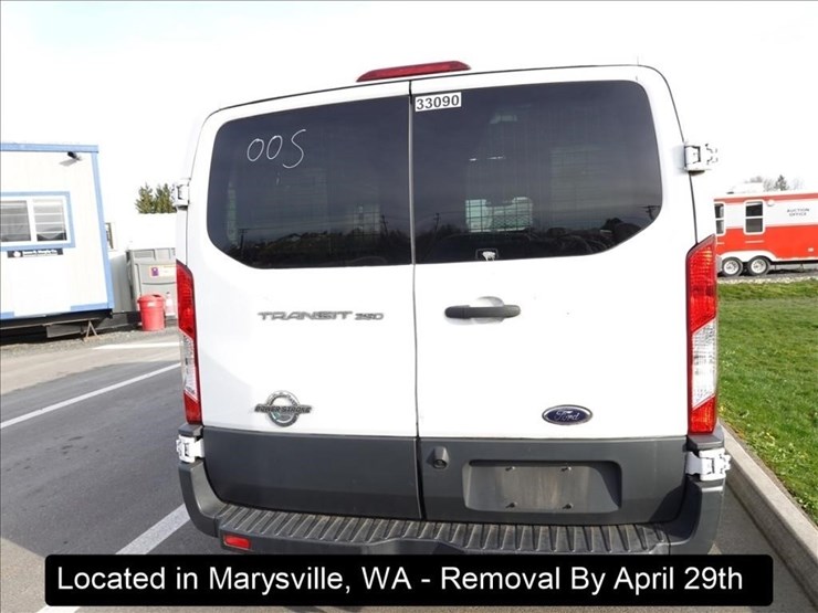 2015-ford-transit-image-16