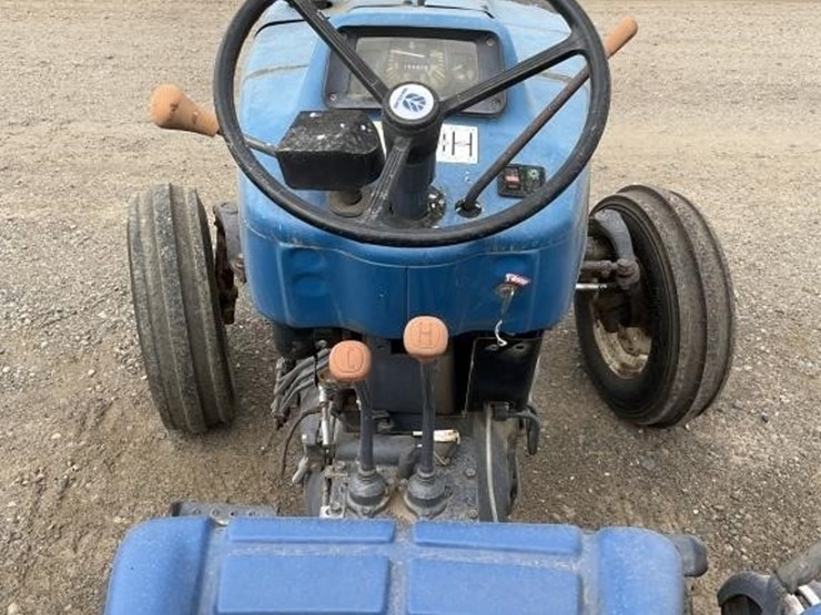 new-holland-4630-image-21