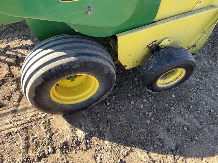 john-deere-328-image-12