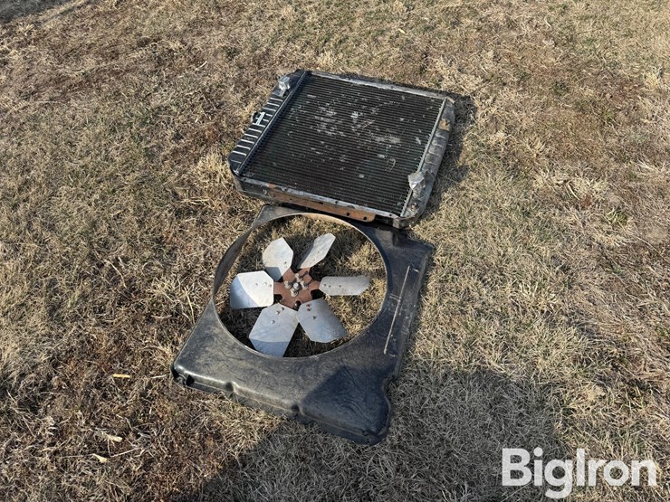 radiator-&-fan-shroud-image-4