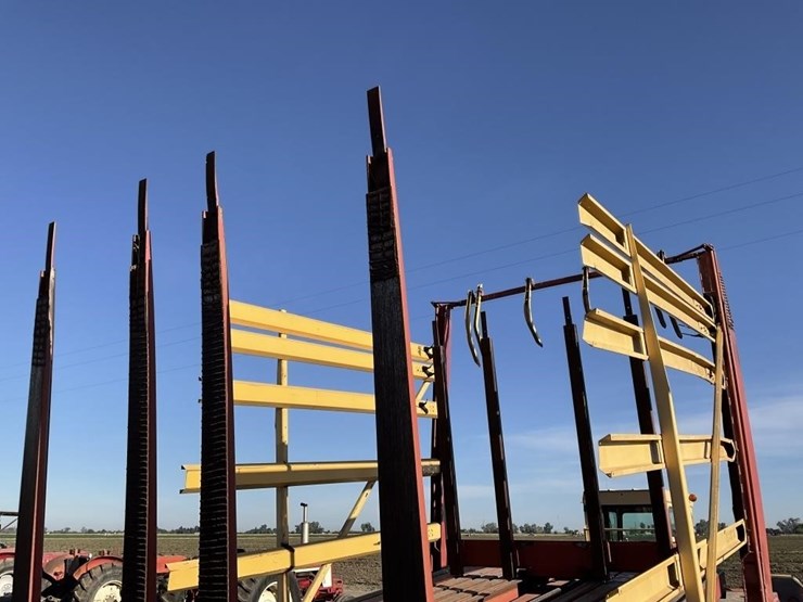 new-holland-1095-image-12