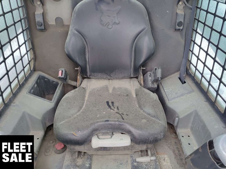 2009-bobcat-s630-image-12