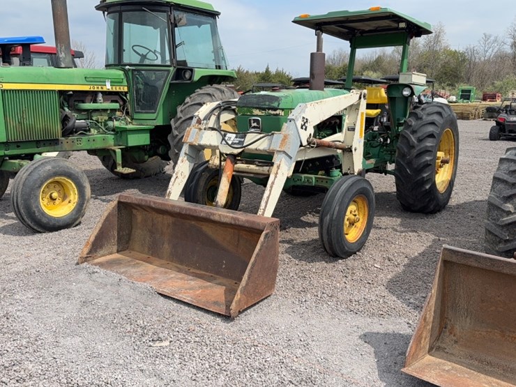 john-deere-2440-image-1