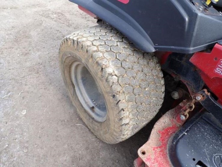 2017-toro-z-master-3000-series-zero-turn-mower-749-image-18