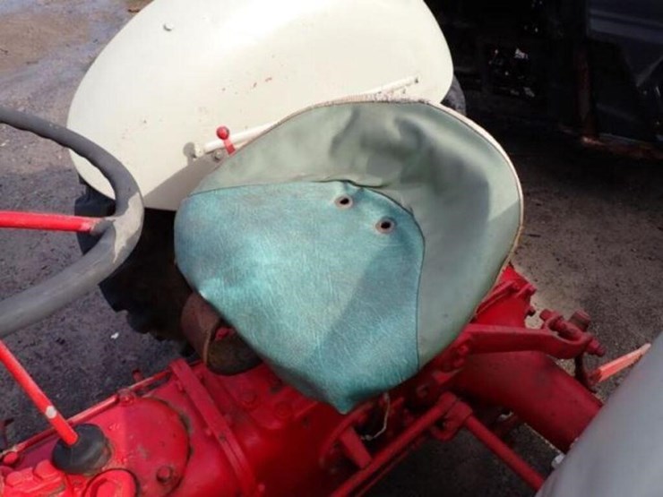 ford-tractor-image-12