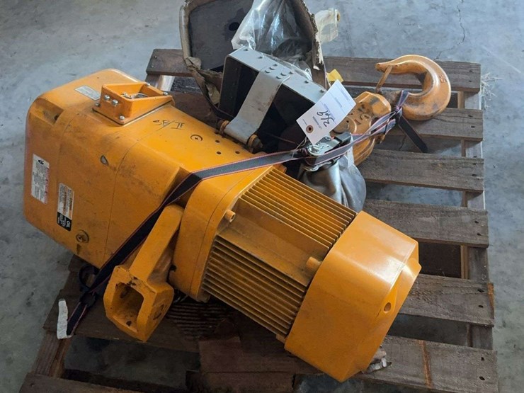 2018-harrington-large-chain-hoist-5-ton-image-2