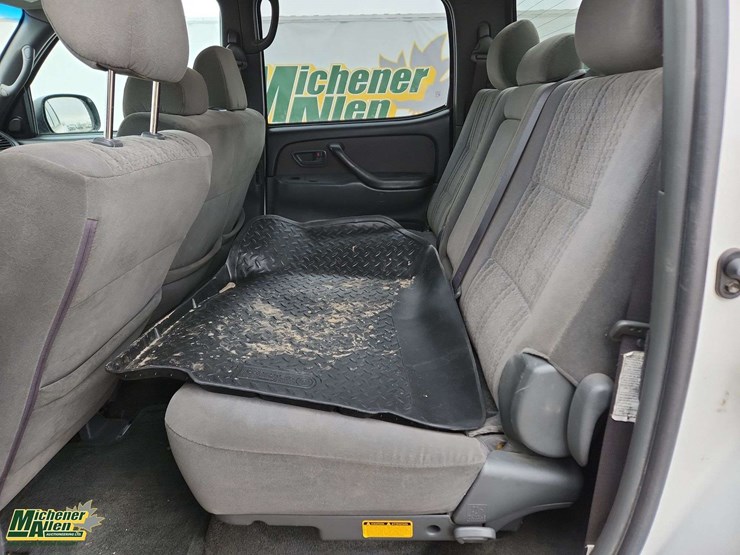 2005-toyota-tundra-image-16