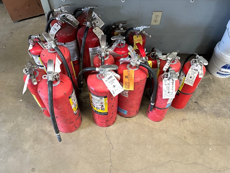 #2580-•-fire-extinguishers-(columbia-heights,-mn)-image-4