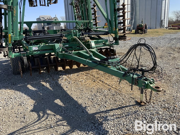 great-plains-4000tt-image-13