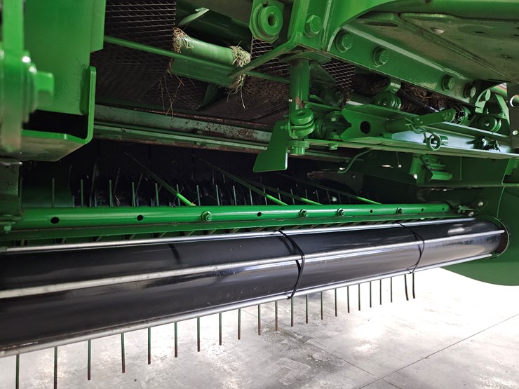 2023-john-deere-451m-image-13