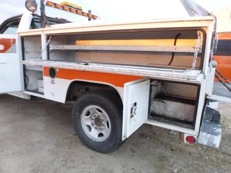 2003-chevrolet-2500-image-22