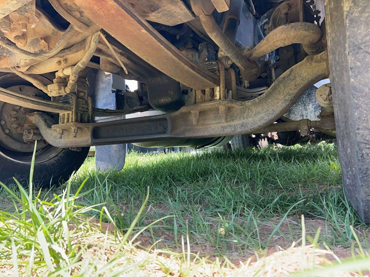 1989-peterbilt-375-image-16