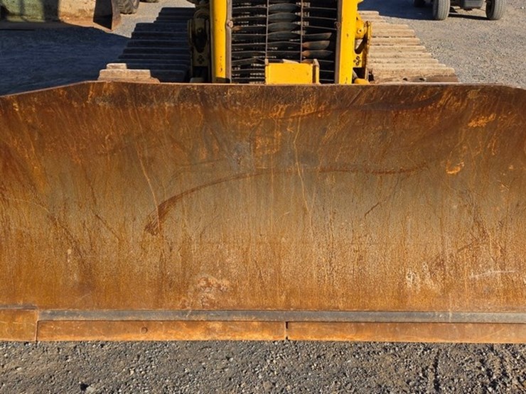 2005-caterpillar-d4g-xl-image-47