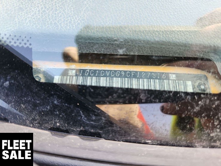 2012-chevrolet-silverado-2500hd-image-43