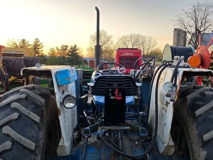 1984-ford-4610-image-17