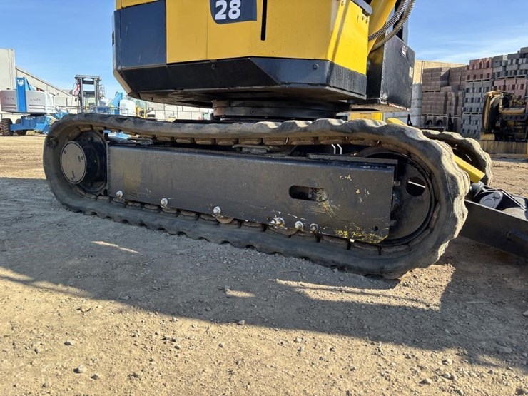 komatsu-pc28uu-image-21