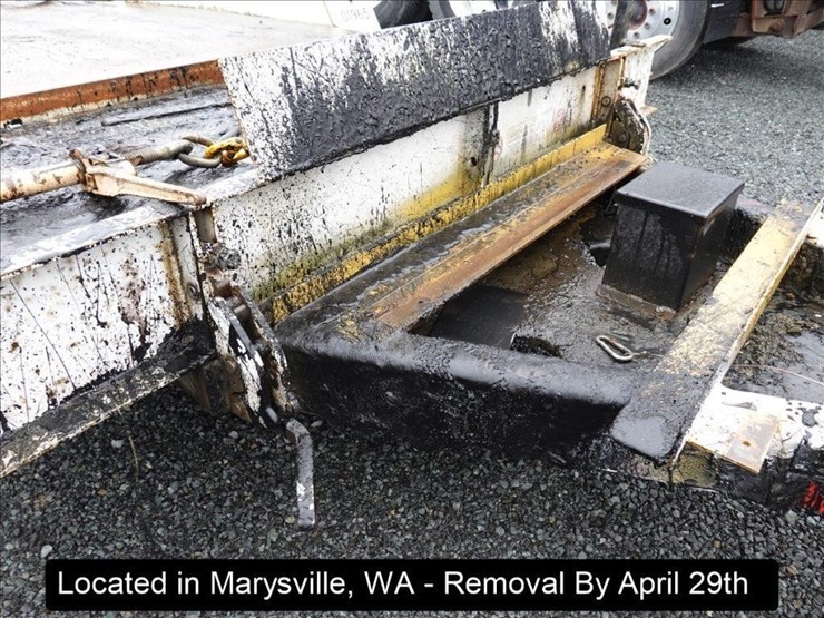 2012-utility-flatbed-image-4