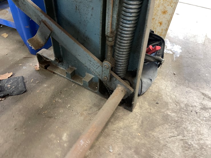 #2512-•-roper-whitney-foot-shear-(columbia-heights,-mn)-image-19