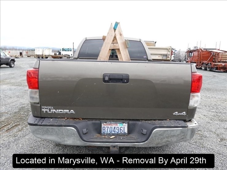 2010-toyota-tundra-image-23