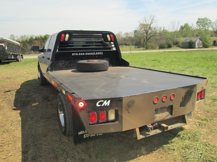 2011-dodge-3500-image-4