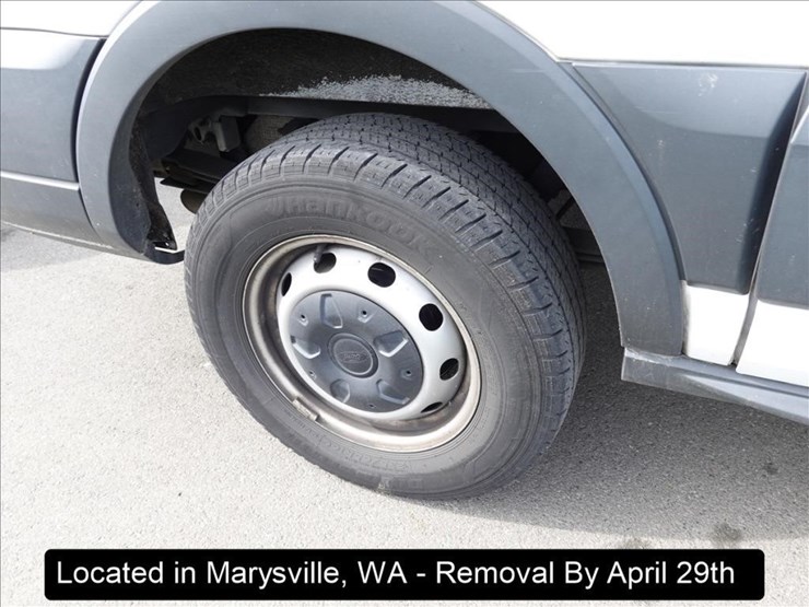 2015-ford-transit-image-13