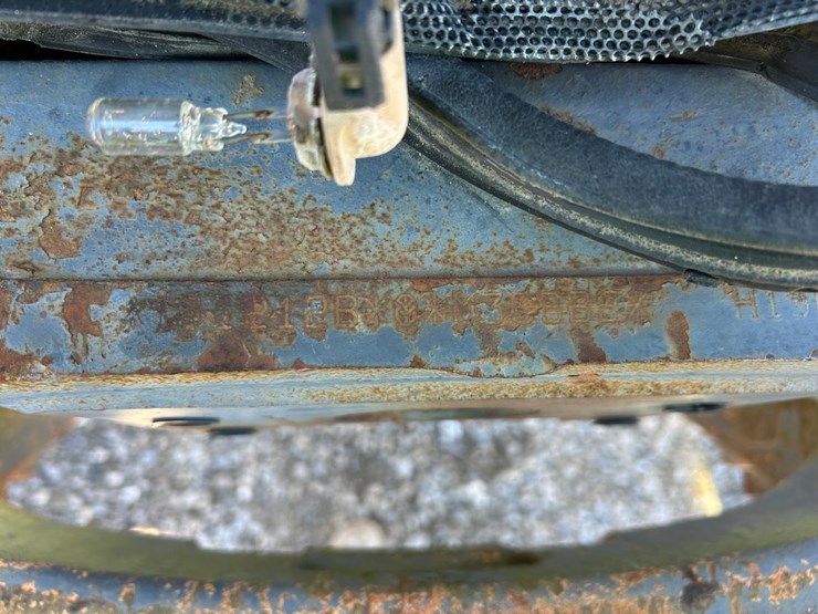 new-holland-tm135-image-30