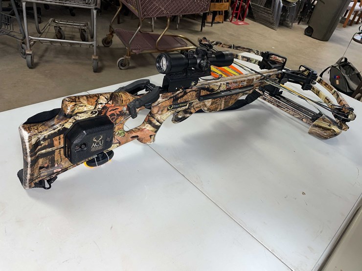 #2914-•-tenpoint-titan-xtreme-crossbow-image-4