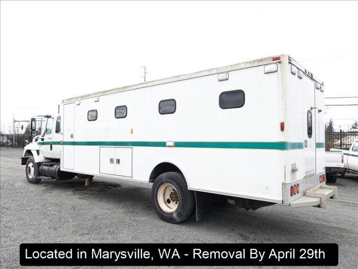 2008-international-7400-image-26