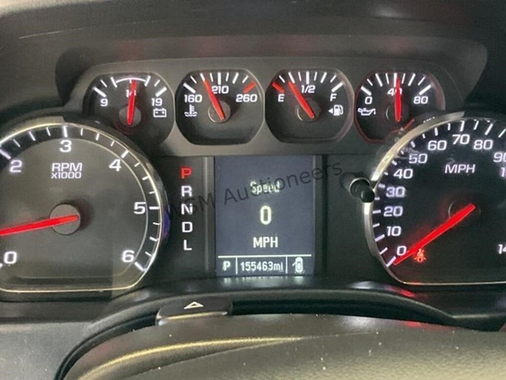 2018-chevrolet-silverado-1500-image-16