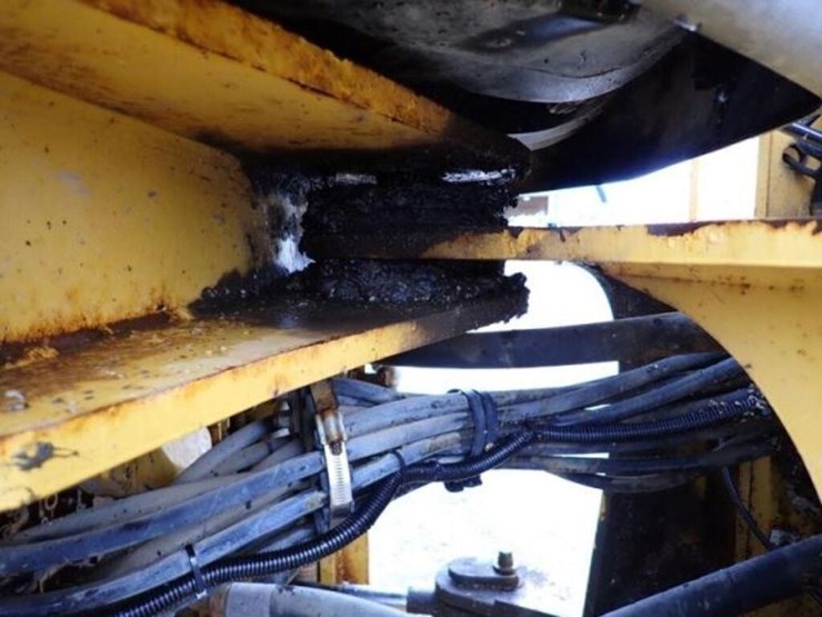 2006-deere-624j-image-48