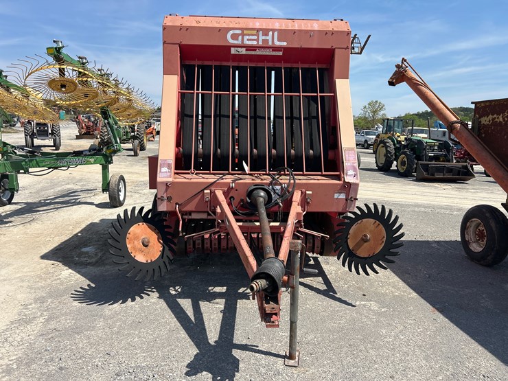 gehl-1875-image-3