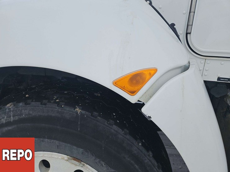 2016-kenworth-t370-image-35