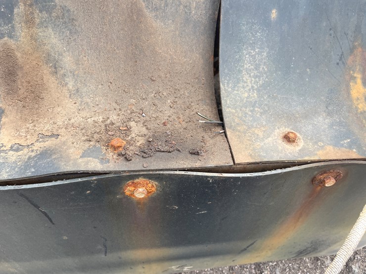 #242-•-2000-sterling-truck-tractor-(has-mn-title)-(mora,-mn)-image-26