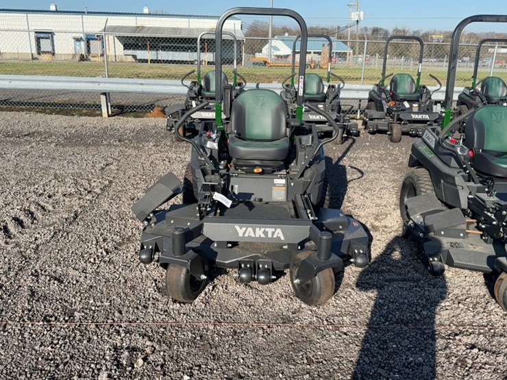 #4036-•-yakta-yxr-320-zero-turn-mower-image-2