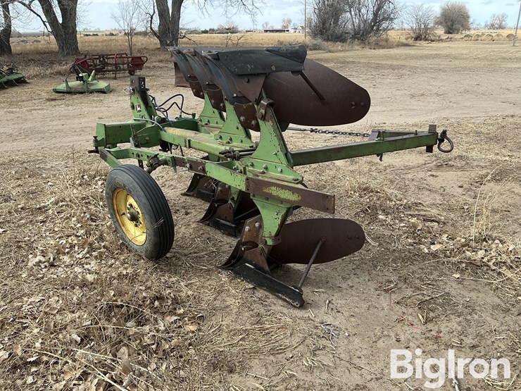 john-deere-4200-image-7