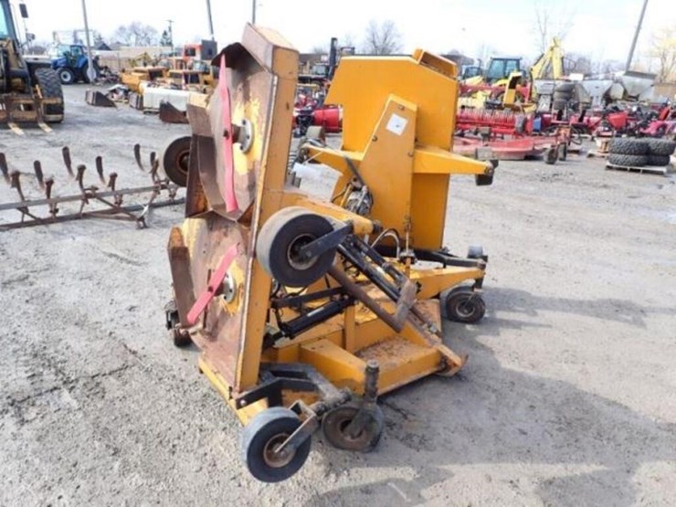 trackless-m14-pto-batwing-mower-421-image-6