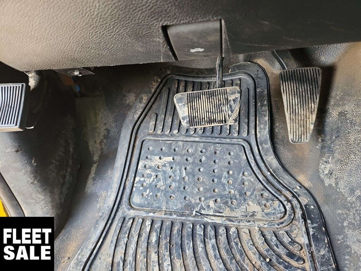 2019-ram-1500-classic-image-23