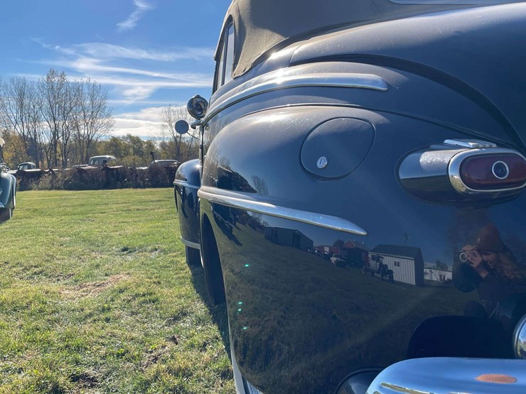 1948-ford-super-deluxe-convertible-image-36