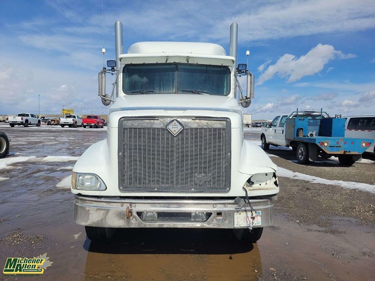 1999-international-9400-image-8