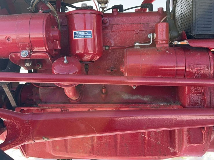 1952-ford-8n-image-31