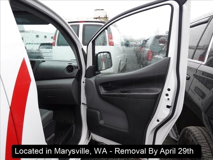 2020-nissan-nv200-image-22