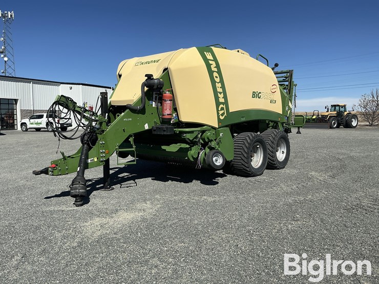 krone-big-pack-1290-3-x-4-large-square-baler-image-1