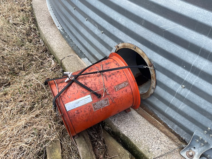 #100-•-westeel-rosco-grain-bin-(scandia,-mn)-image-7