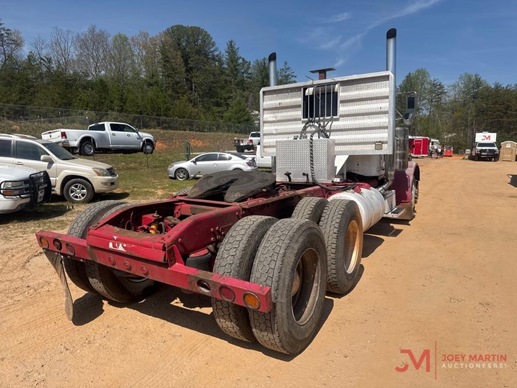 1987-peterbilt-377-image-5