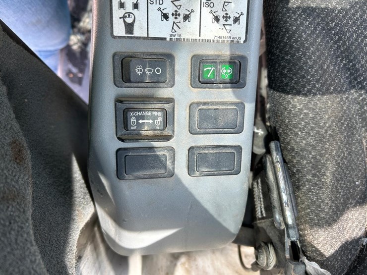 2019-bobcat-e55-image-25