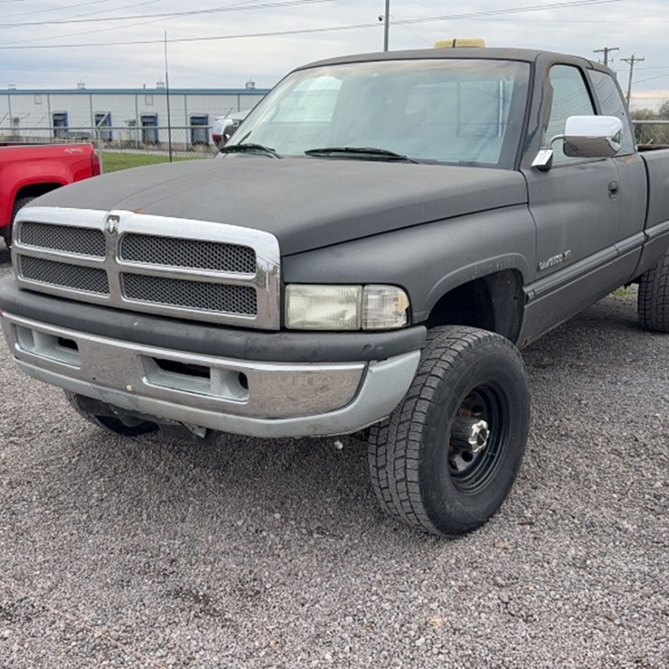 1997 DODGE RAM 2500