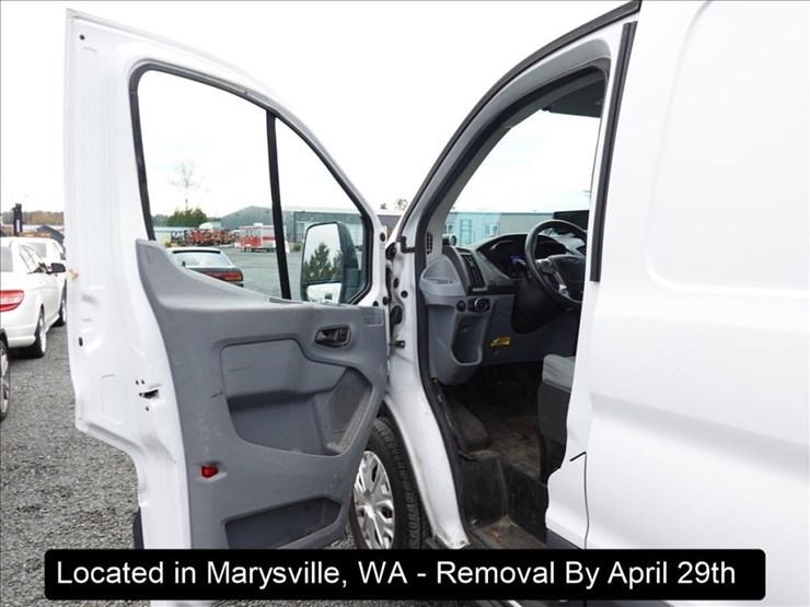 2015-ford-transit-image-4