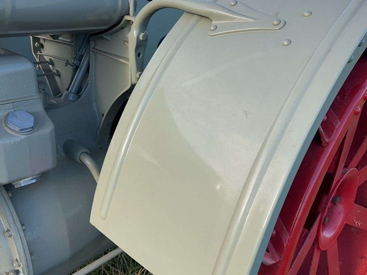 1923-fordson-tractor-image-51