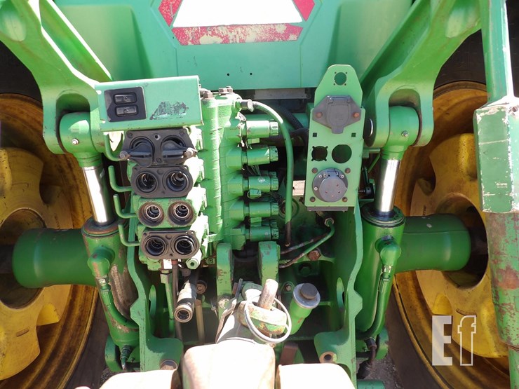 john-deere-8320-image-14