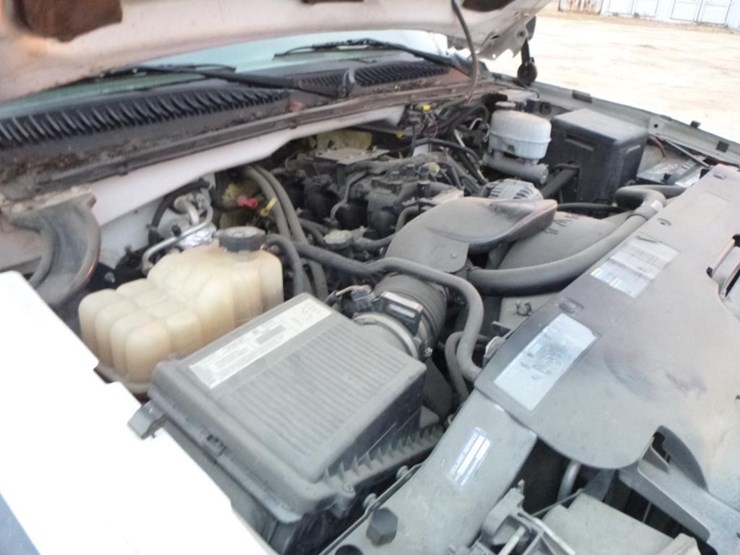 2003-chevrolet-2500-image-24